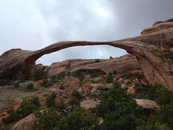 16-arches-delicate-bridge