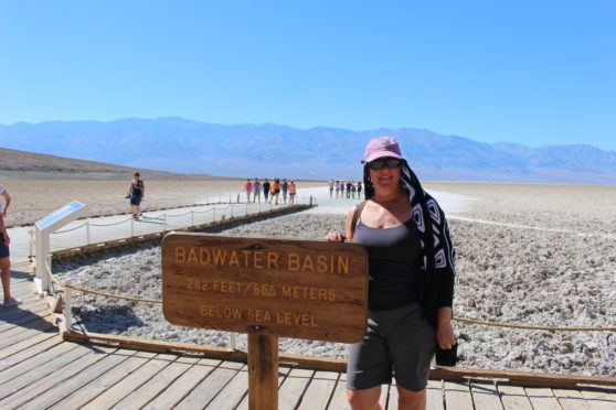 16-death-valley-lowest-point-na